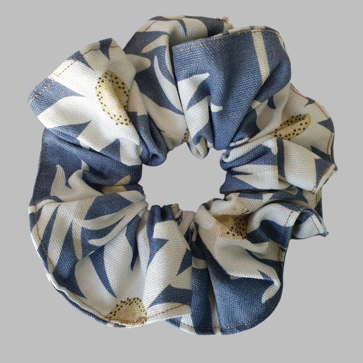 Scrunchie, large, Daisy Blue