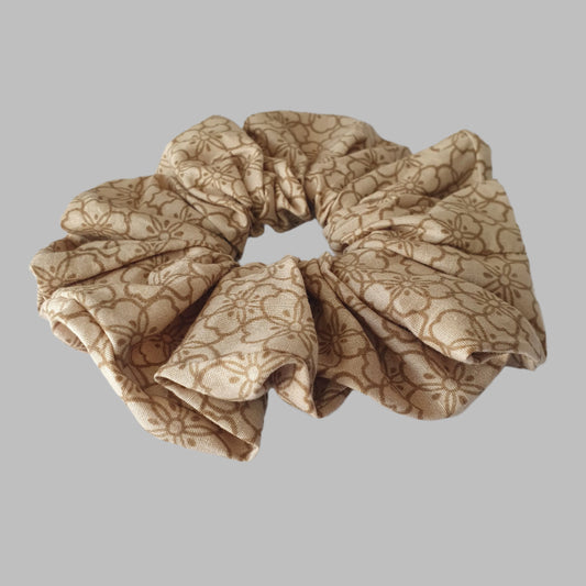 Scrunchie, large, Brown Flowers