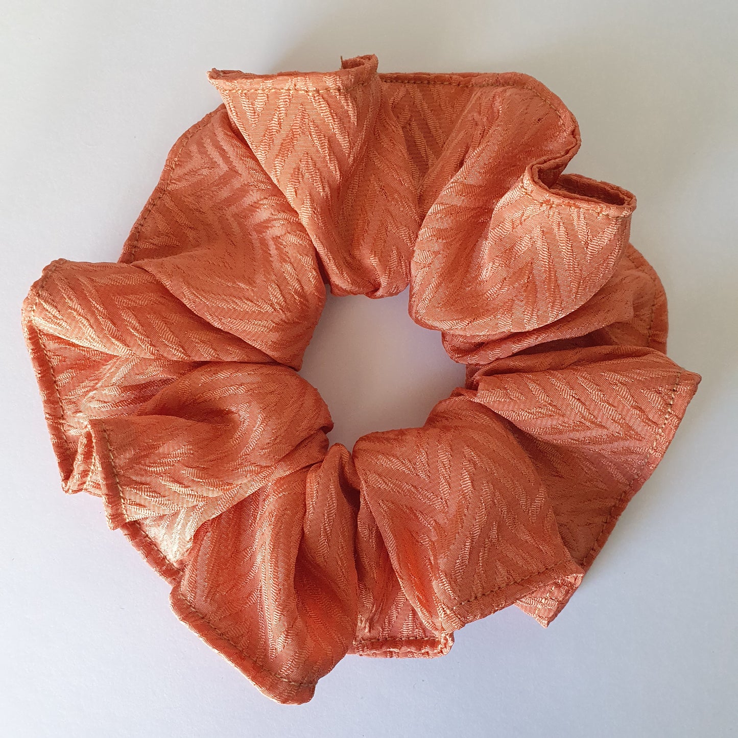 Scrunchie, large, Chevron Coral