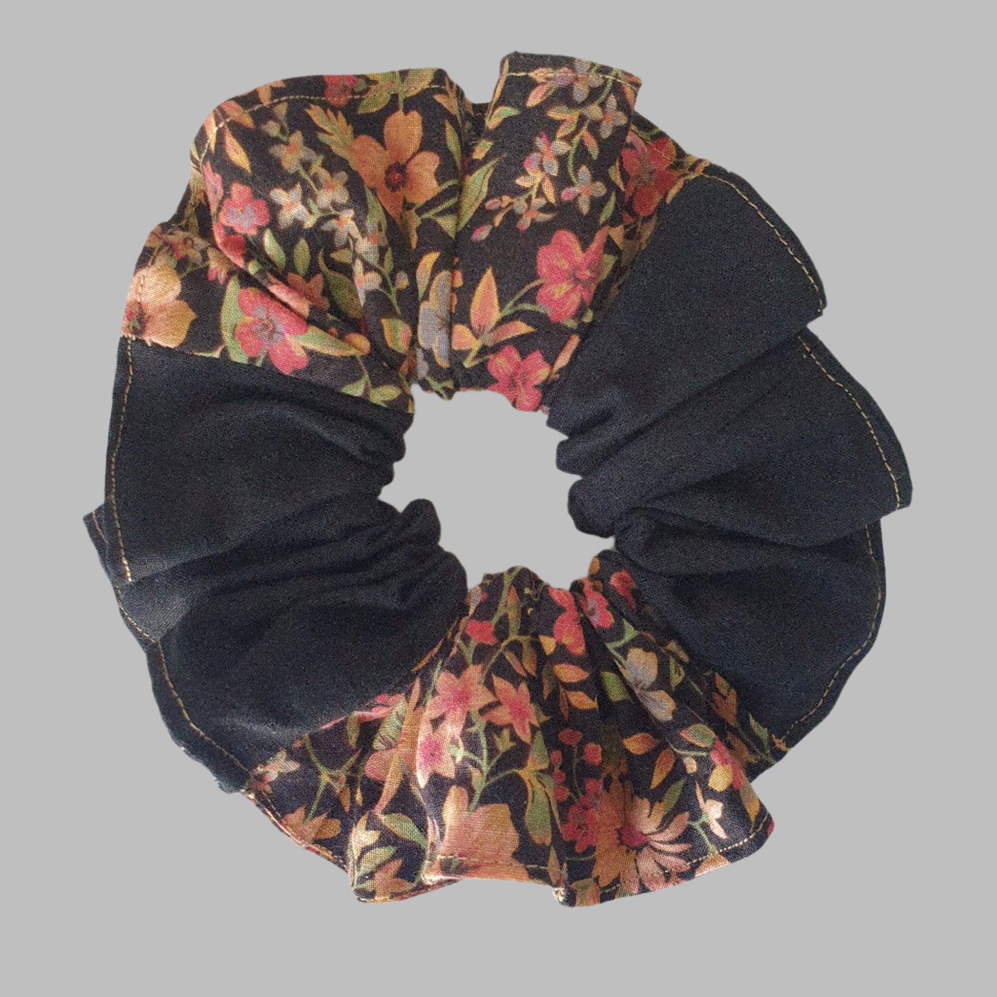 Scrunchie, large, Floral & Black